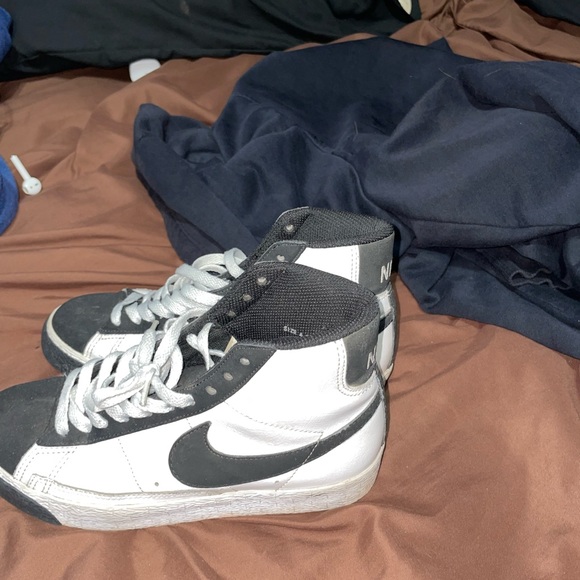 OG nike blazers - Picture 2 of 6